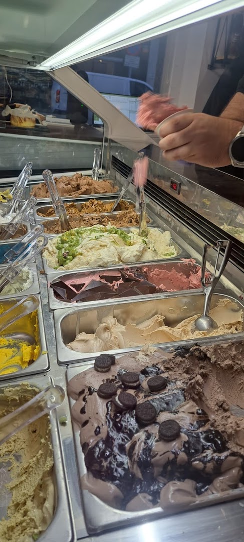 Yosei Heladería & Pastelería · Fotos 10